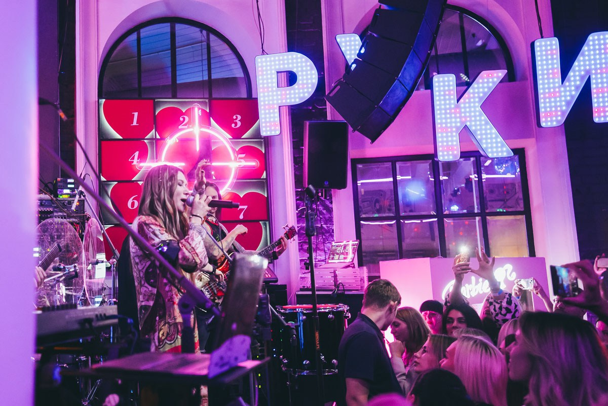 Концерт LINDA в РУКИ ВВЕРХ БАР в Ростове-на-Дону