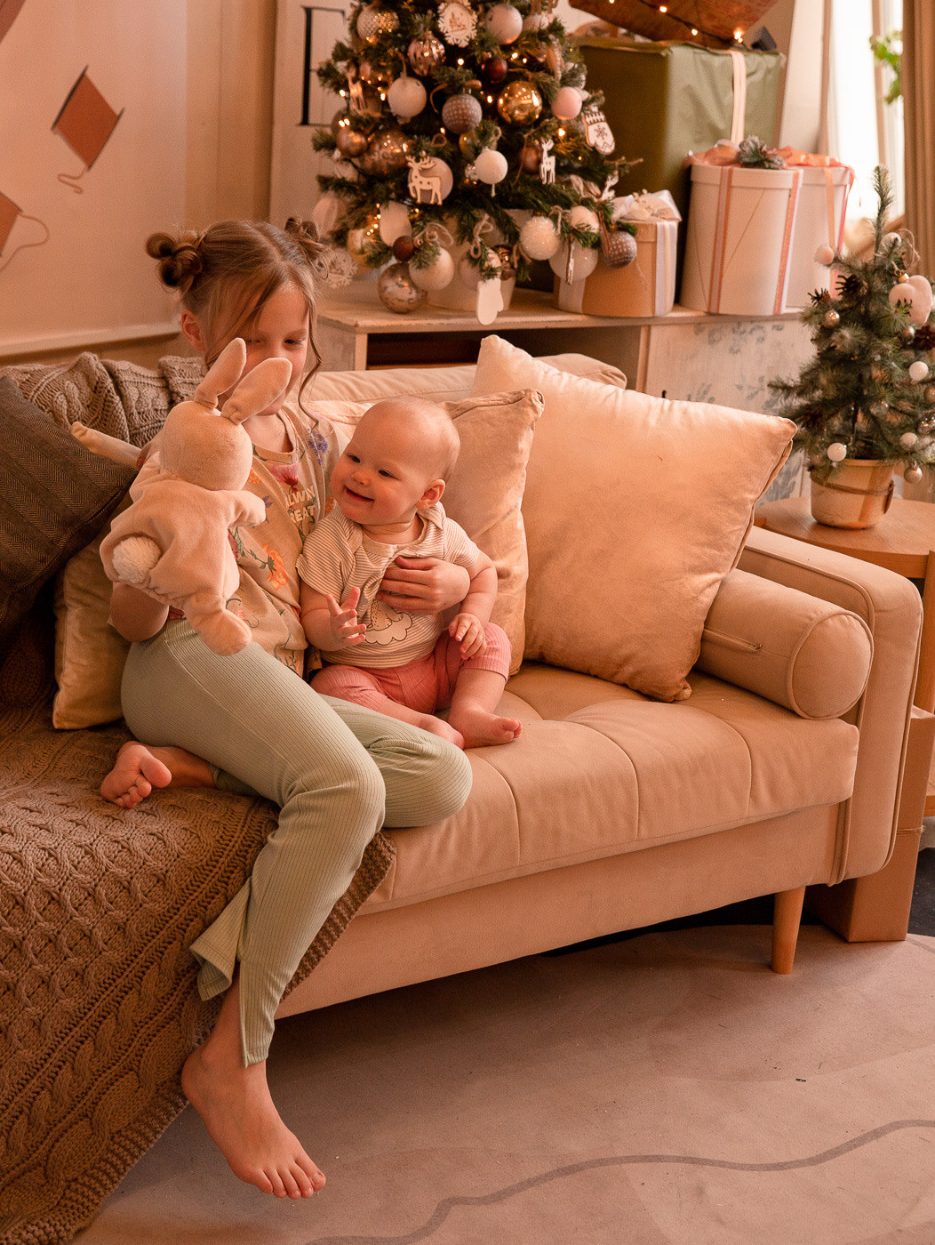 Аня, Дима, Марго и Алиса в студии Daily. Фотограф в СПб и ЛО Татьяна Кучерова