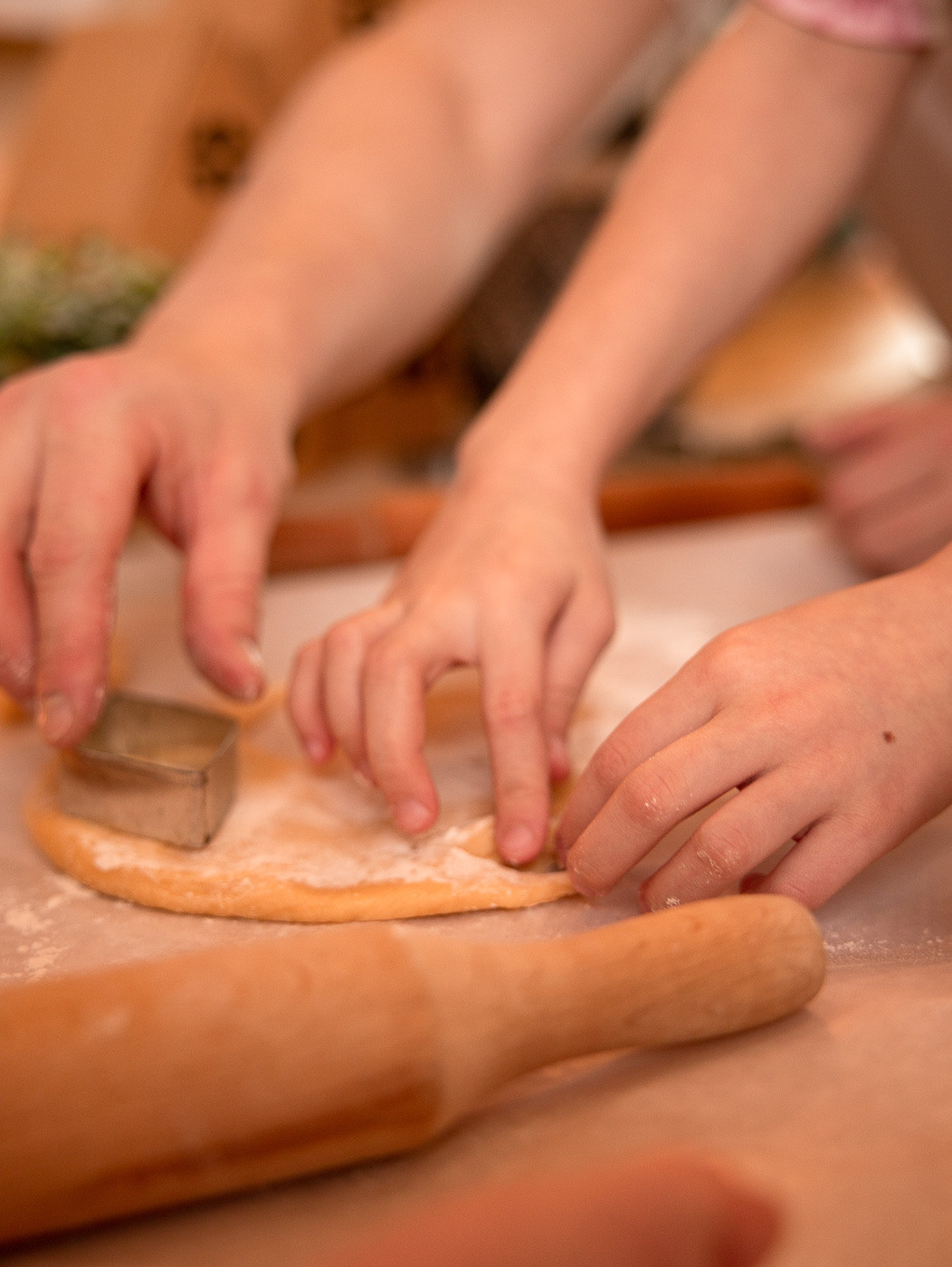 Аня, Дима, Марго и Алиса в студии Daily. Фотограф в СПб и ЛО Татьяна Кучерова