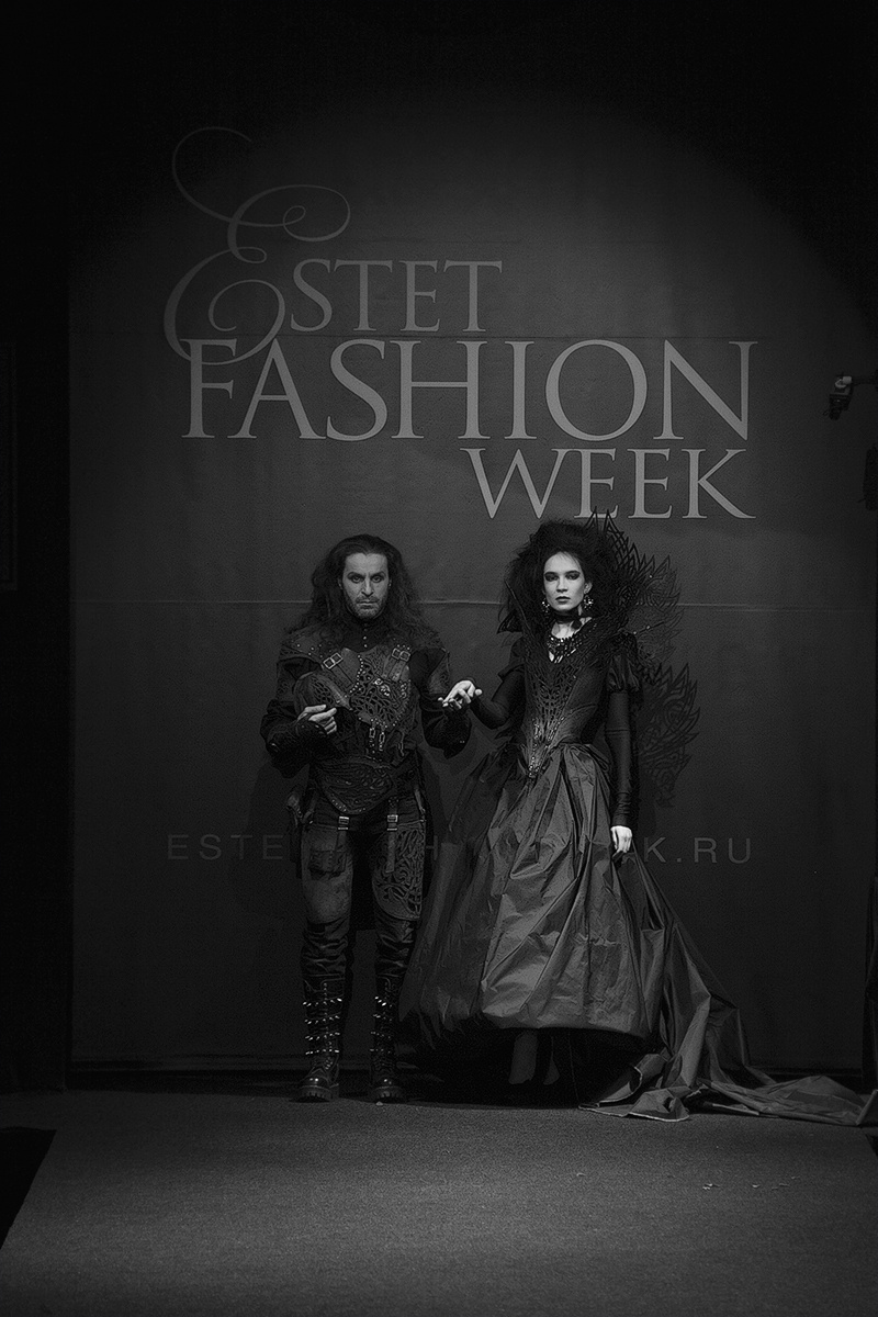 Опубликовано на правах модели.... Сергей Ленин