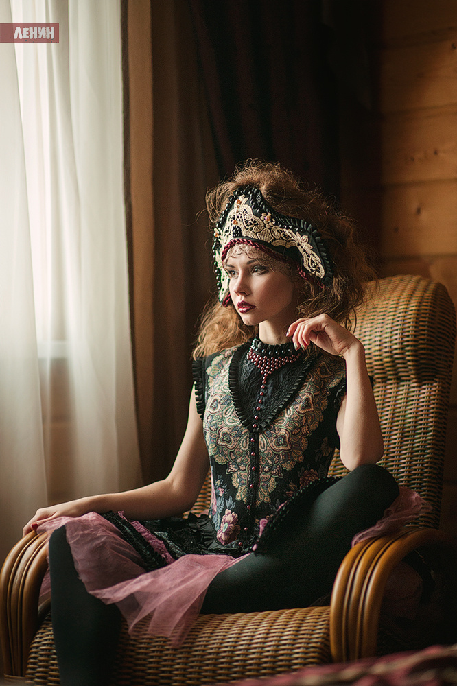 Барышня.... Сергей Ленин