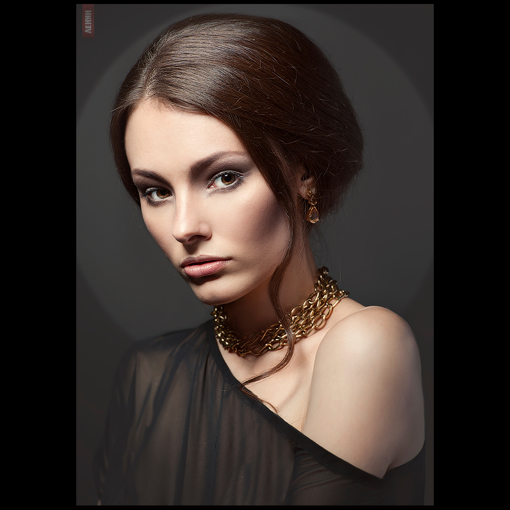 Портрет девушки.... Сергей Ленин