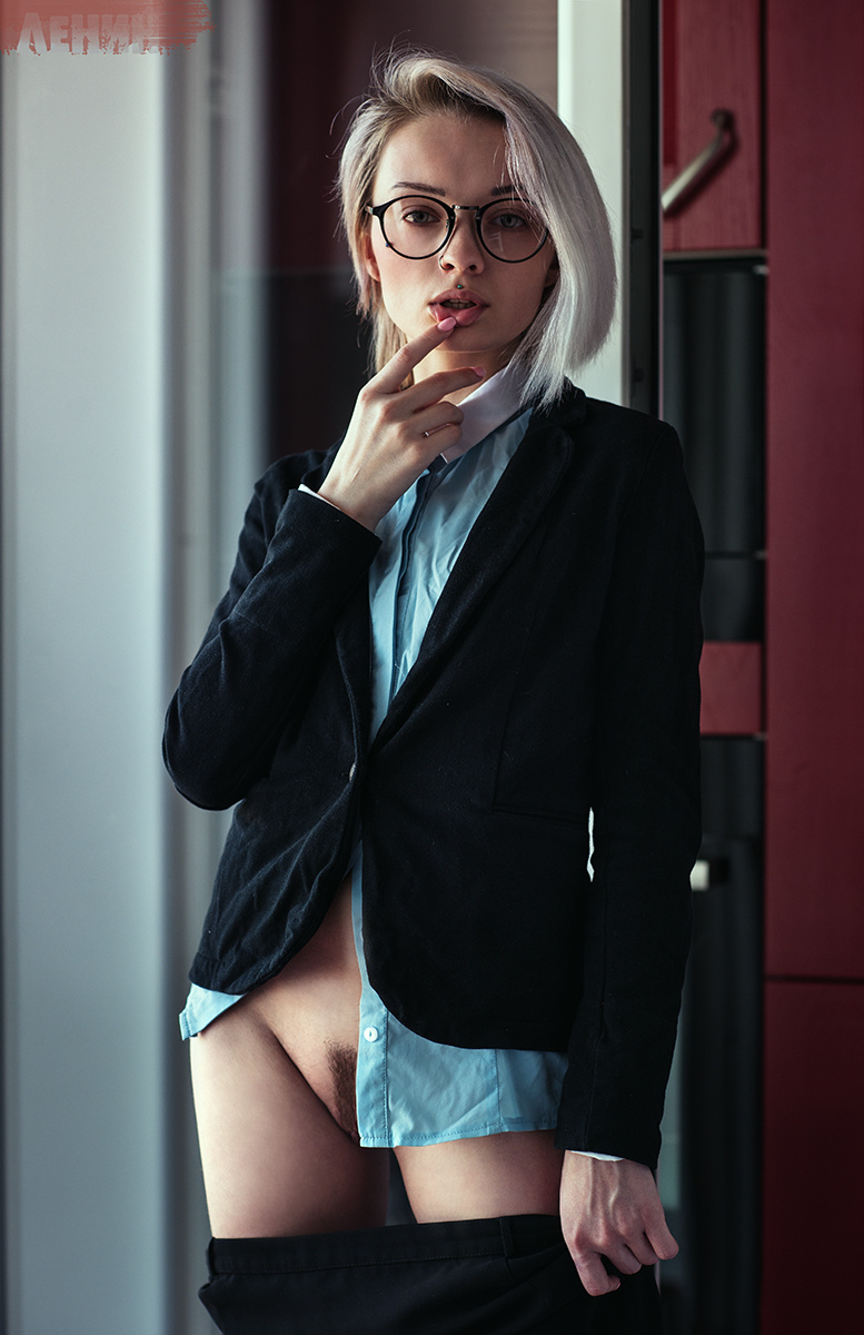 Училка.... Сергей Ленин