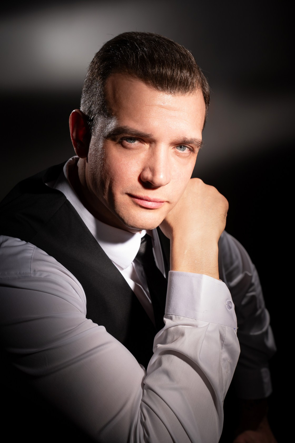 Мужской портрет в Москве | Фотограф Анна Михайлова. Фотосессии в Москве |Фотограф Анна Михайлова