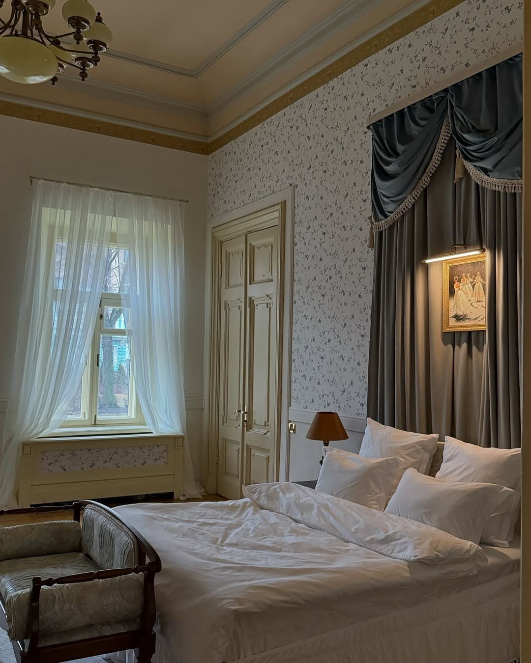 Vintage. Fashion & Boudoir photographer Diana Ageeva