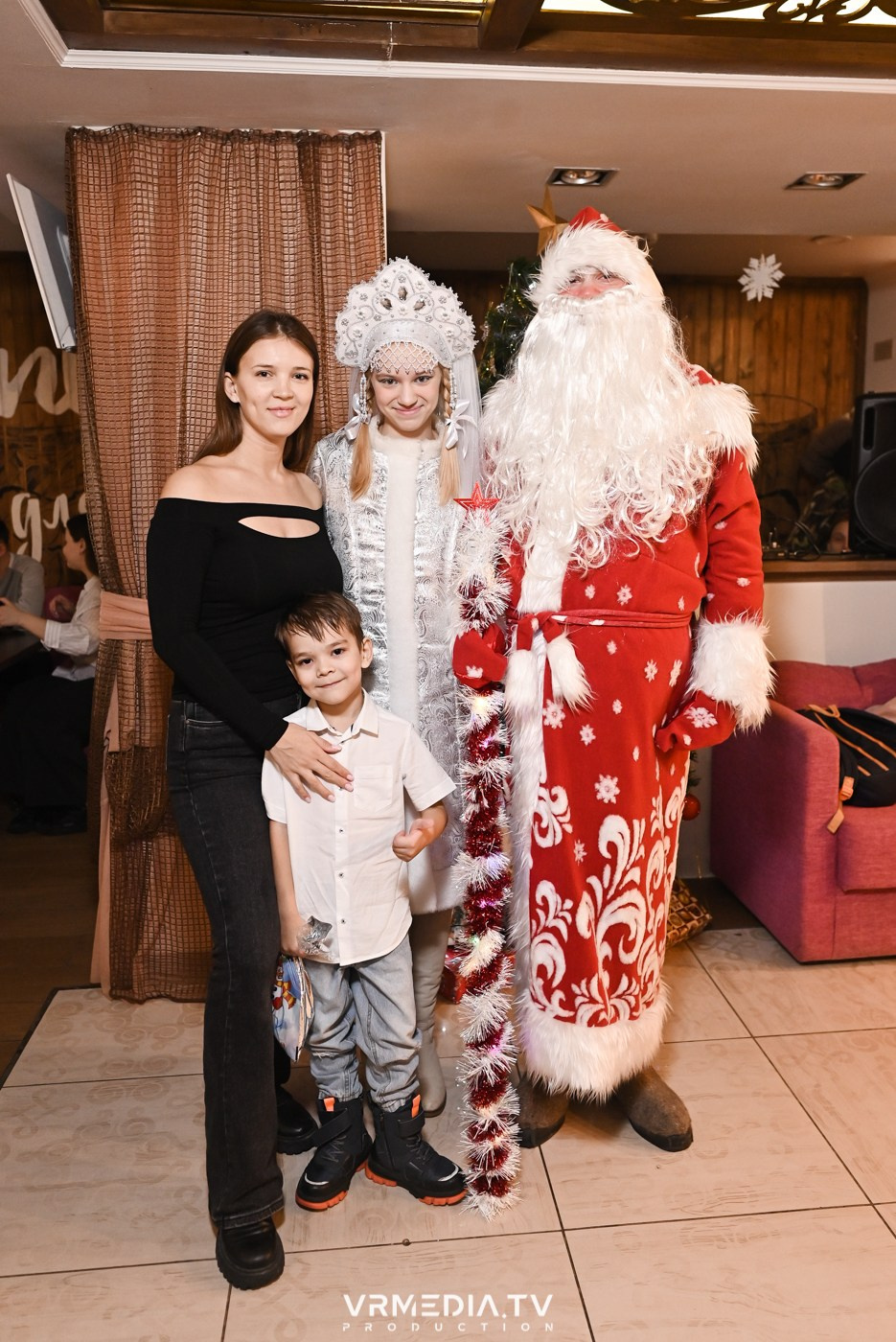 Новогодний вечер в кафе «кАмпот»