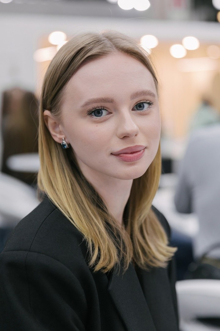 БИЗНЕС КОНТЕНТ. Портфолио свадебного фотографа. Роман Каргаполов