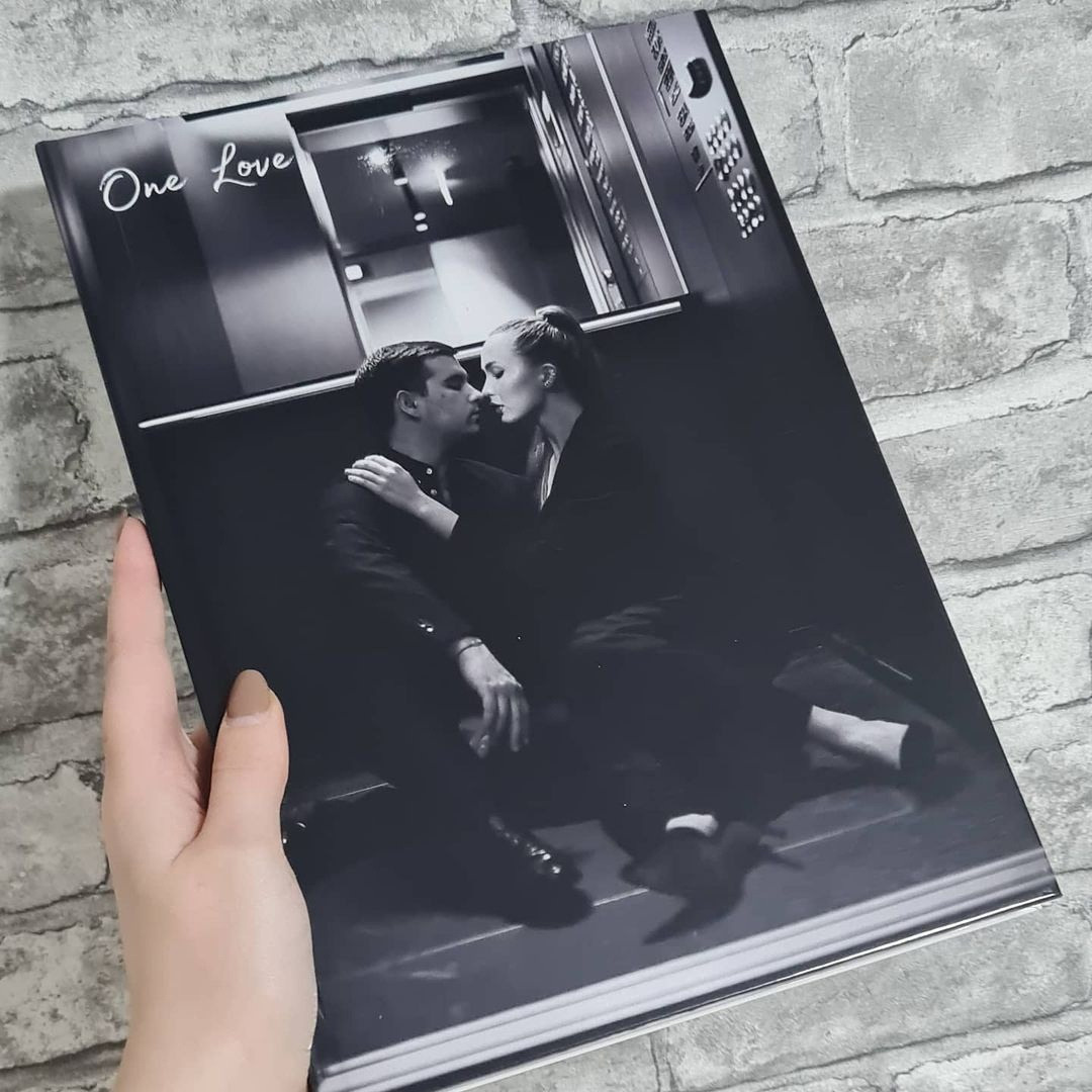 Фотокнига-журнал «Премиум» (твердая обложка). Душевный фотограф в Санкт-Петербурге. Свадебные и семейные фотосессии