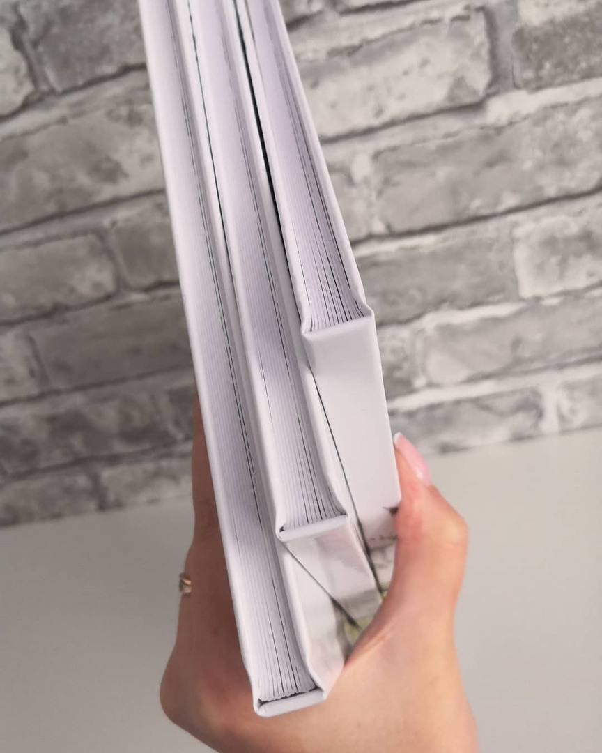 Фотокнига-журнал «Премиум» (твердая обложка). Душевный фотограф в Санкт-Петербурге. Свадебные и семейные фотосессии