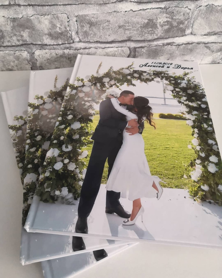 Фотокнига-журнал «Премиум» (твердая обложка). Душевный фотограф в Санкт-Петербурге. Свадебные и семейные фотосессии