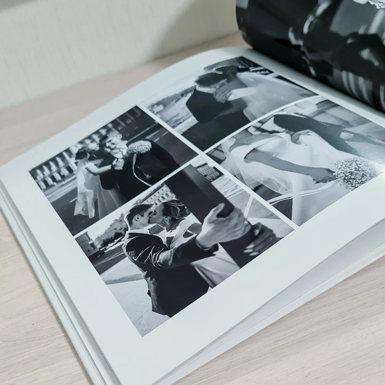 Фотокнига-журнал «Премиум» (твердая обложка). Душевный фотограф в Санкт-Петербурге. Свадебные и семейные фотосессии