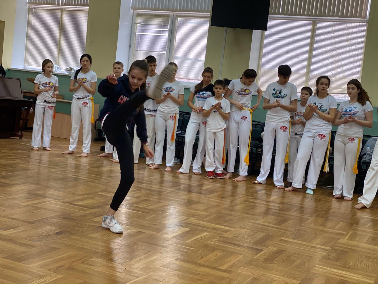 Фотографии с семинара школы ABADÁ-Capoeira в Казани. Капоэйра в Казани ABADÁ-Capoeira