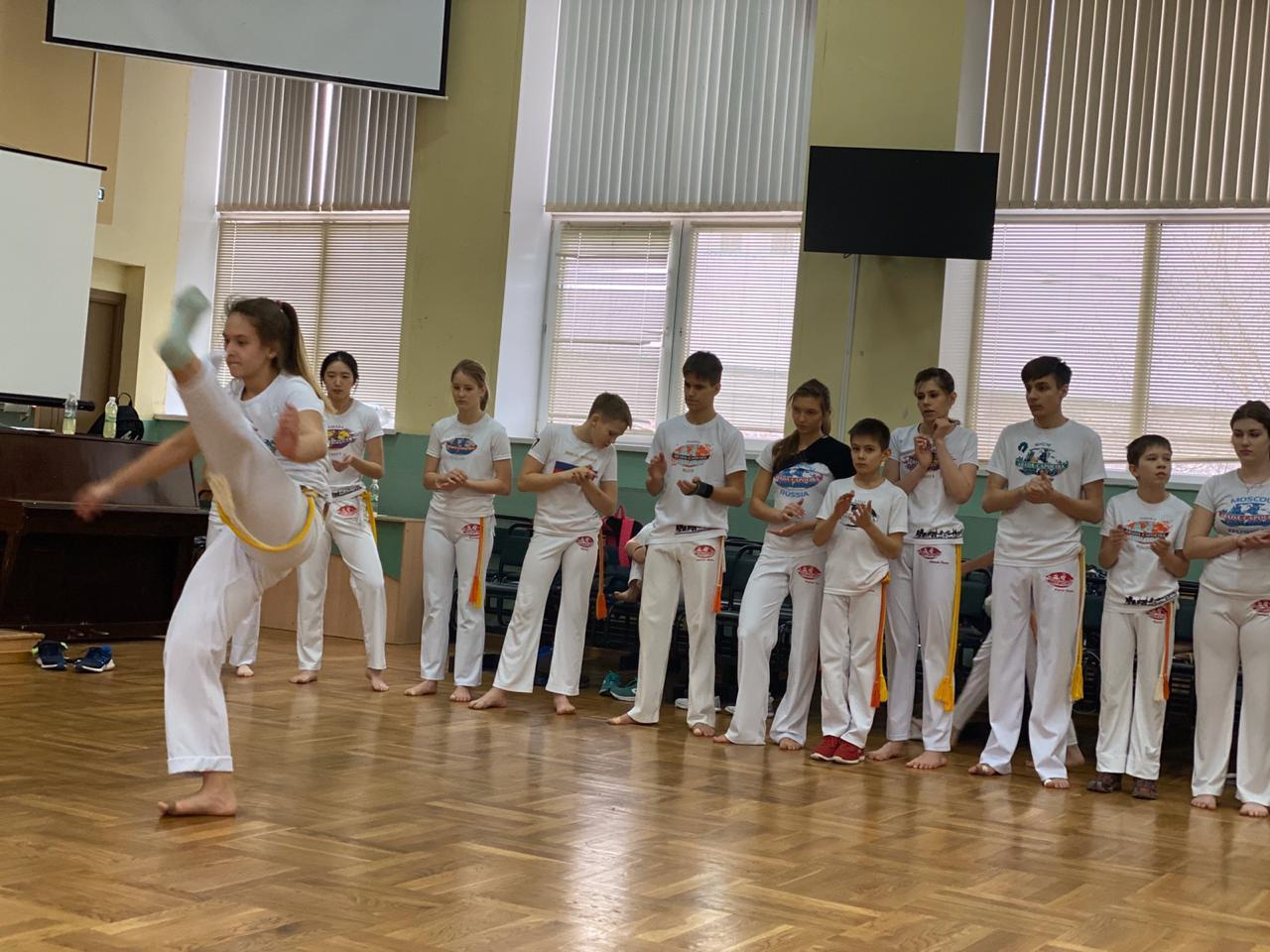 Фотографии с семинара школы ABADÁ-Capoeira в Казани. Капоэйра в Казани ABADÁ-Capoeira