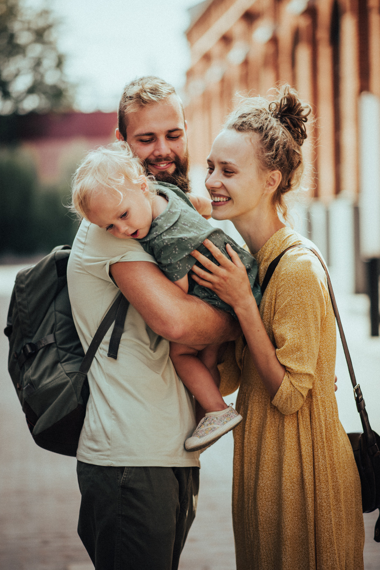 Босиком по мостовой | в городе