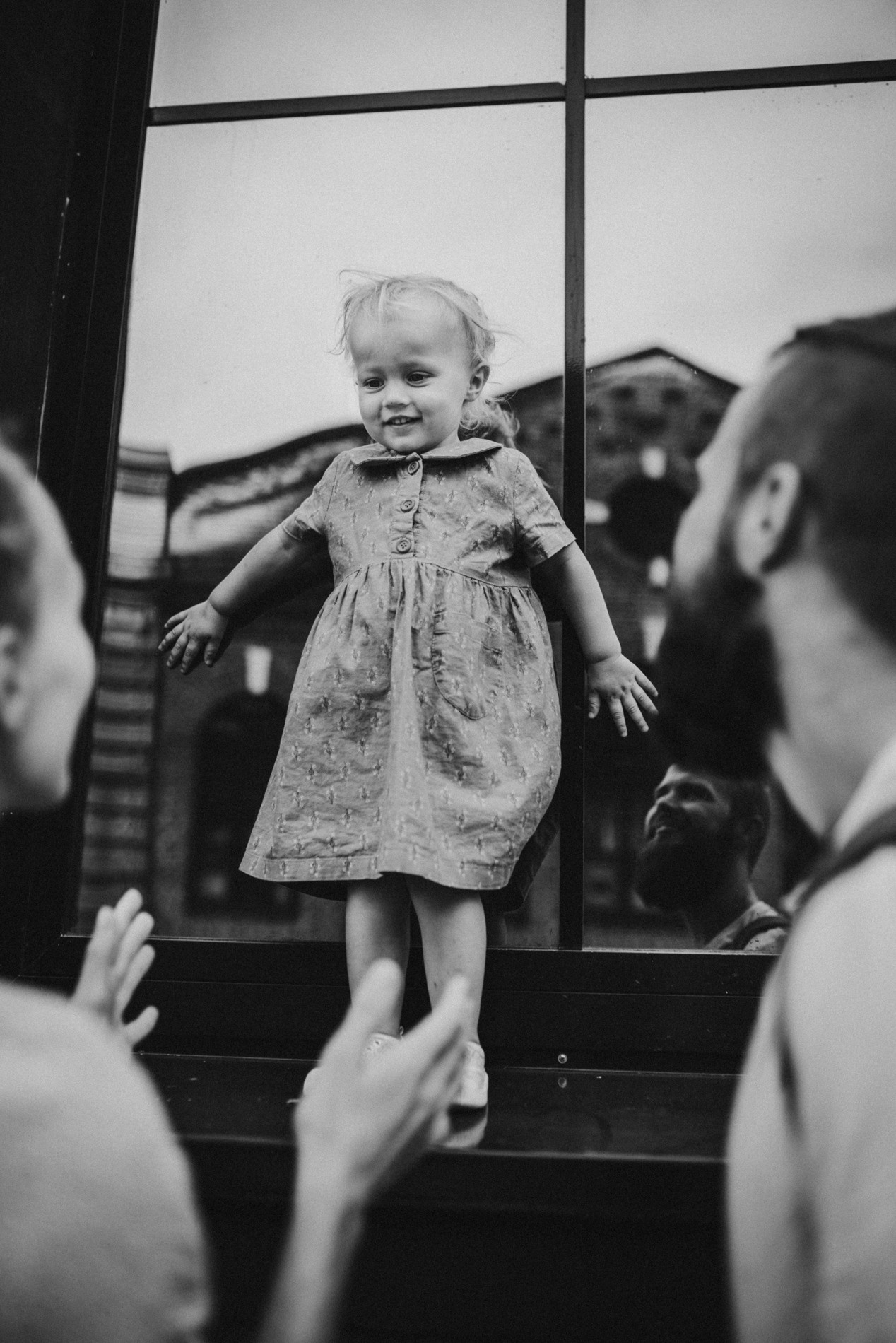 Босиком по мостовой | в городе