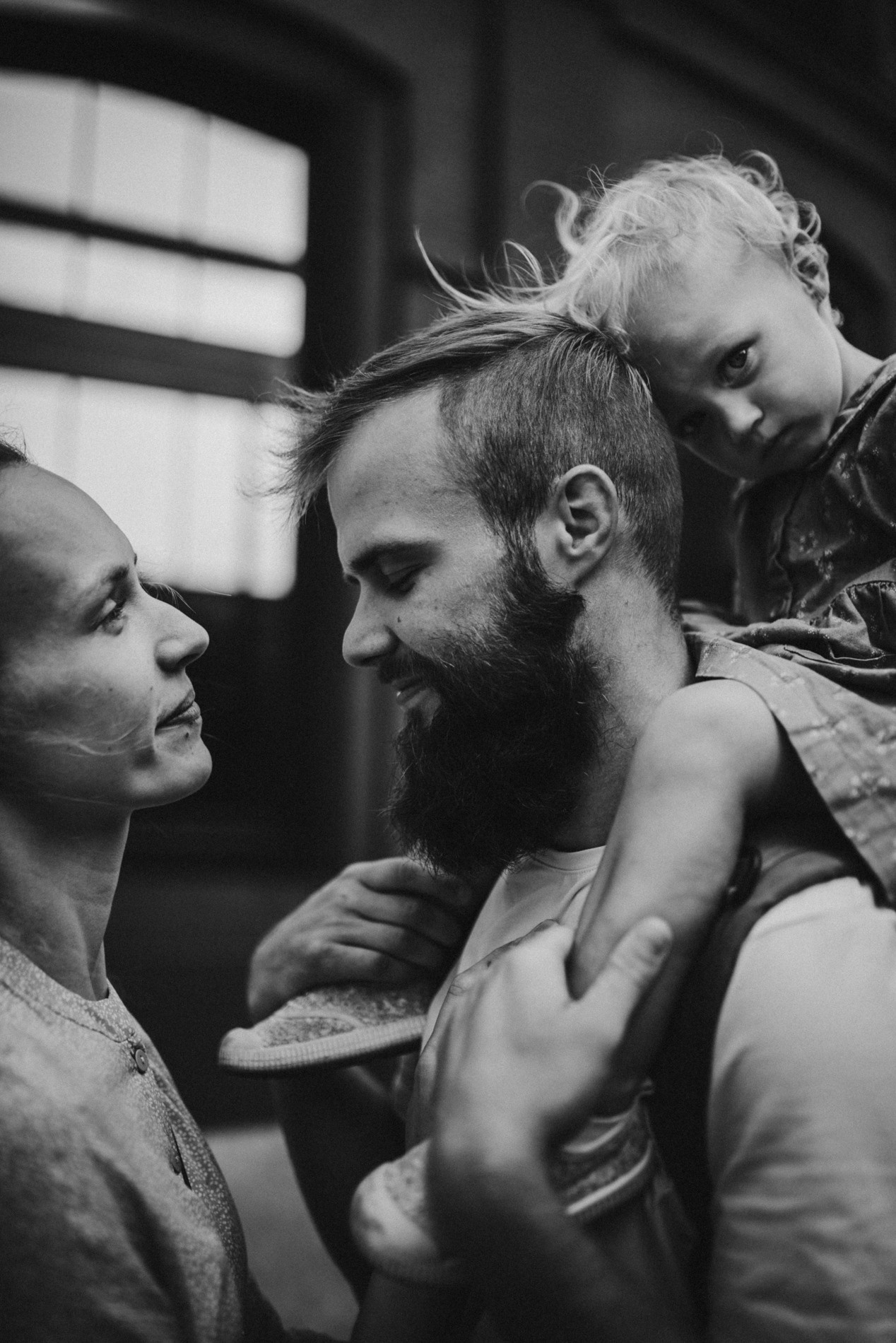 Босиком по мостовой | в городе