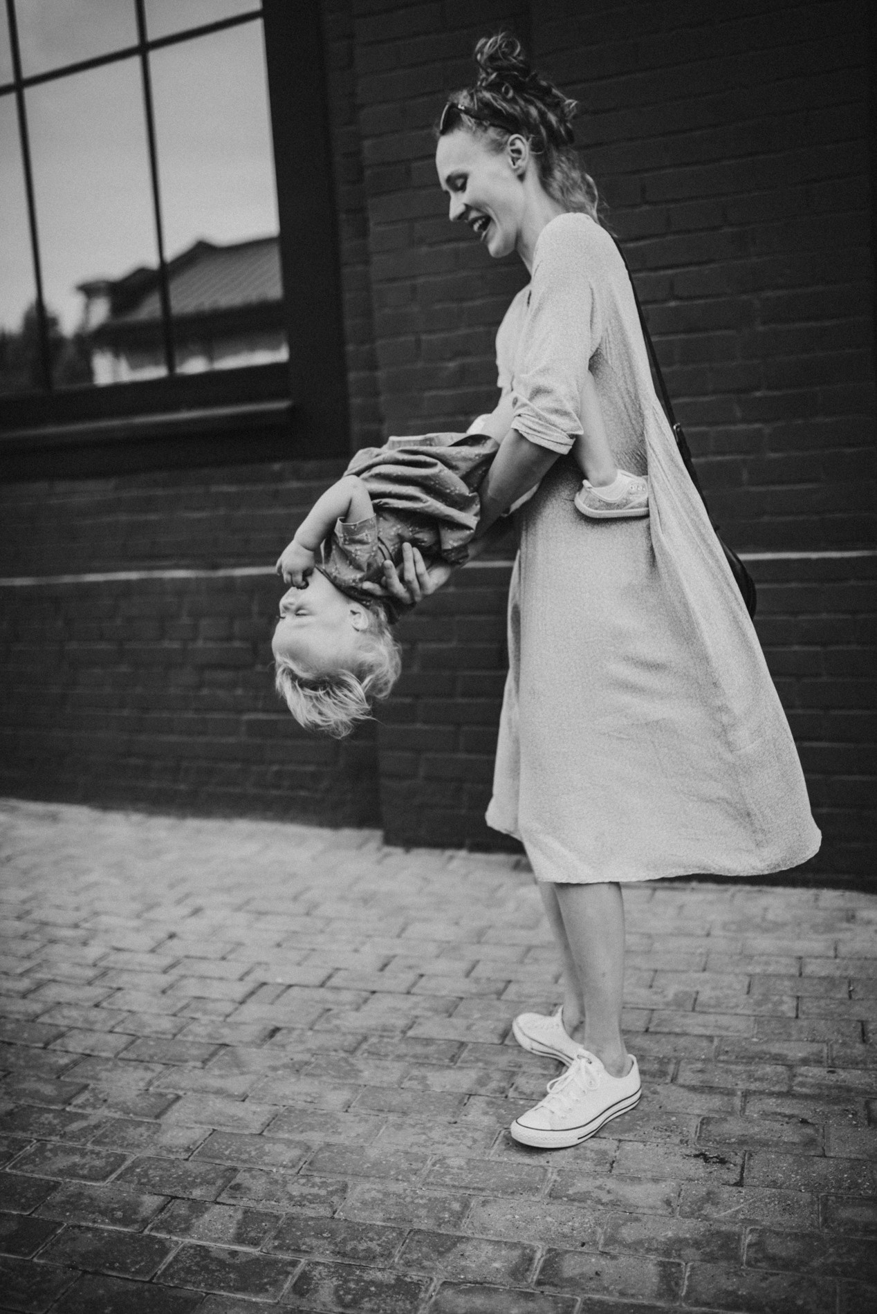 Босиком по мостовой | в городе