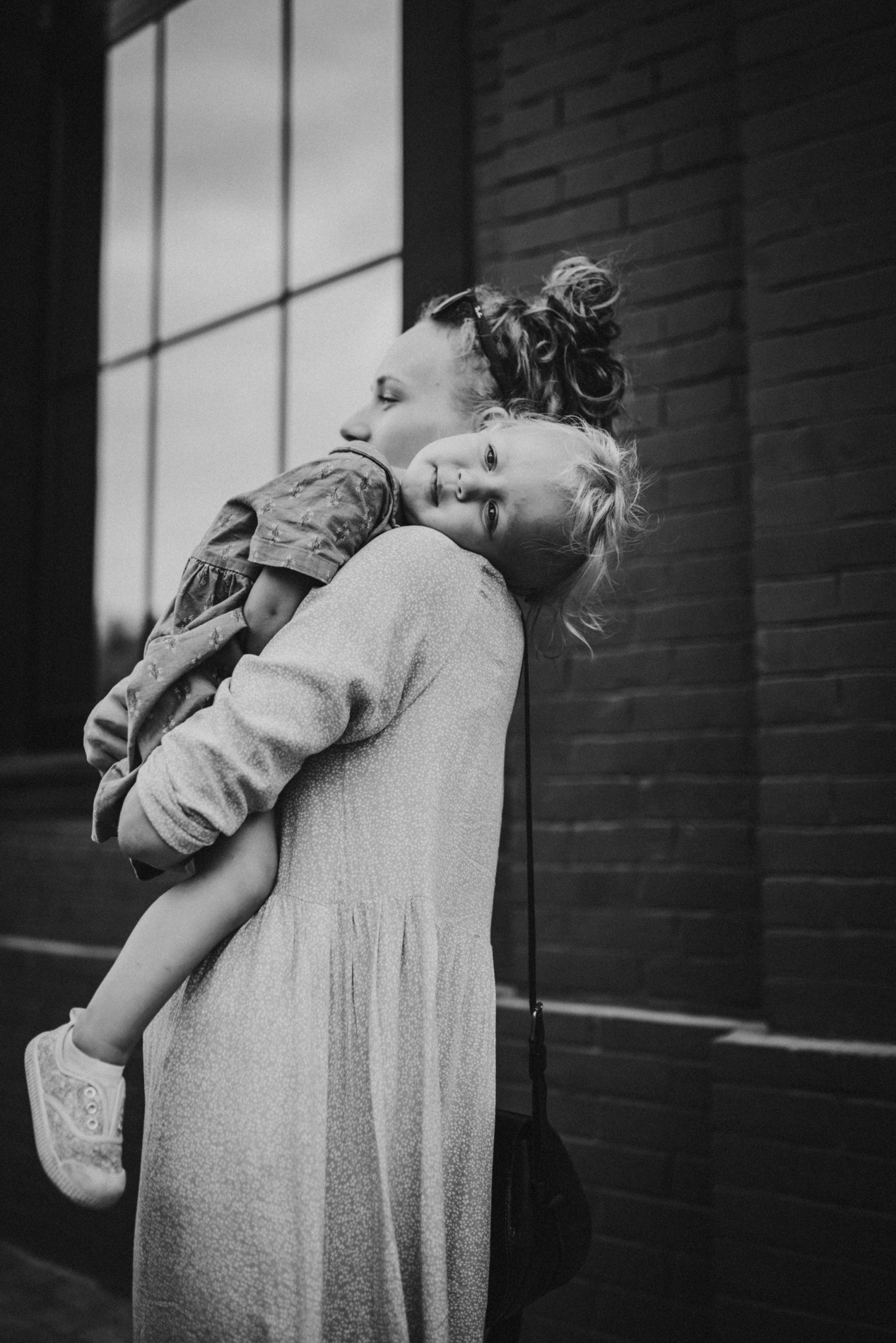 Босиком по мостовой | в городе