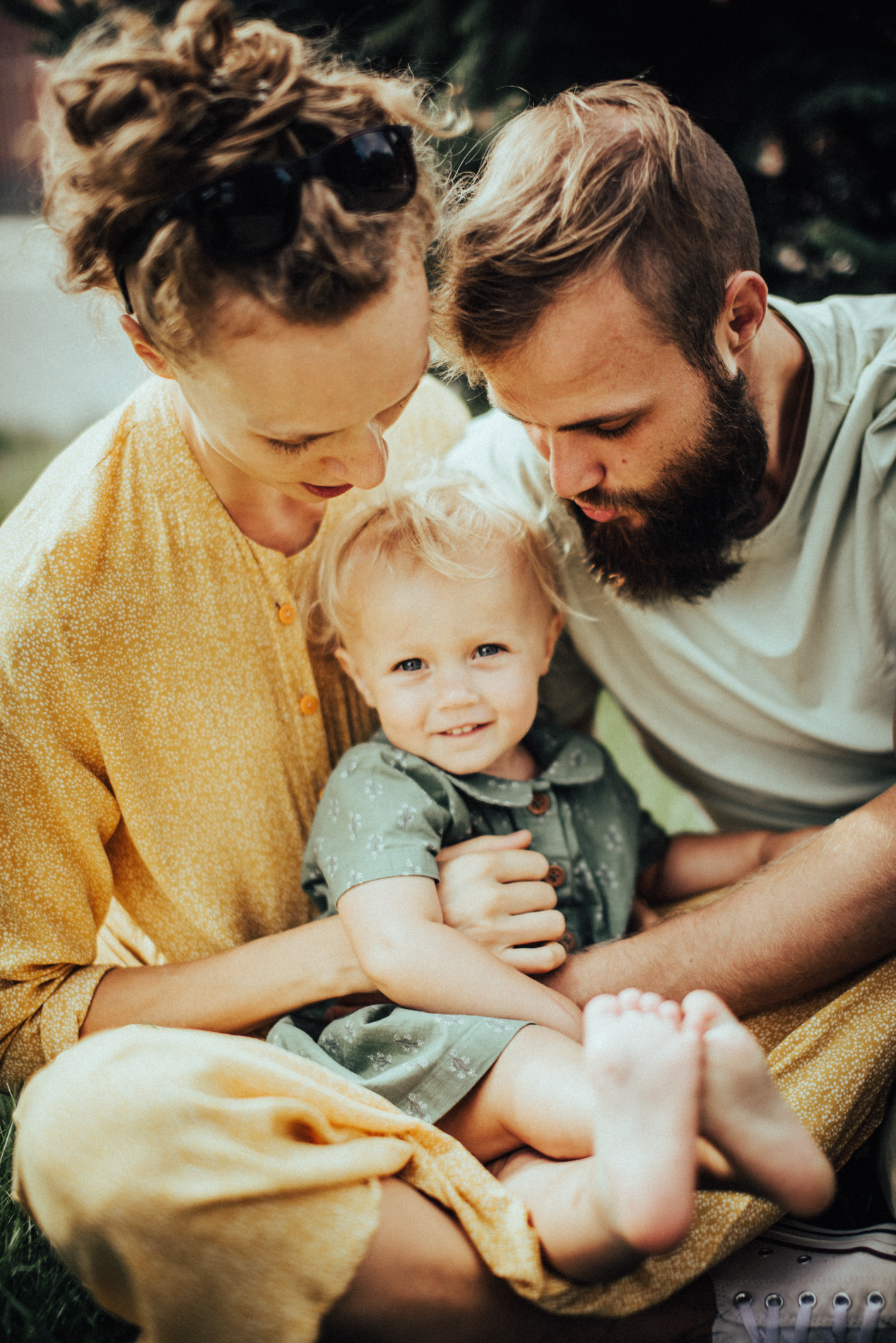 Босиком по мостовой | в городе