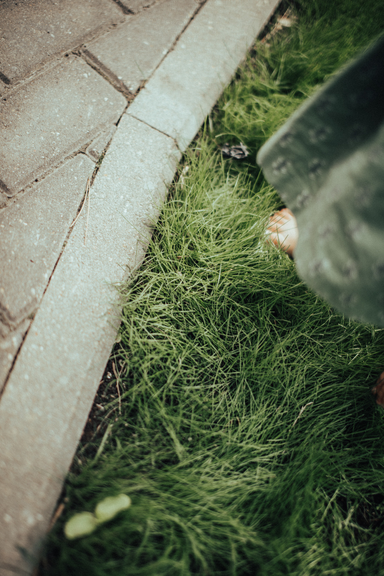 Босиком по мостовой | в городе