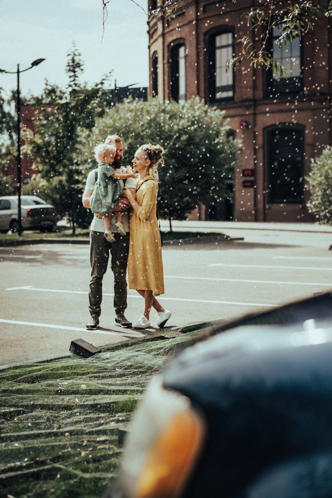 Босиком по мостовой | в городе