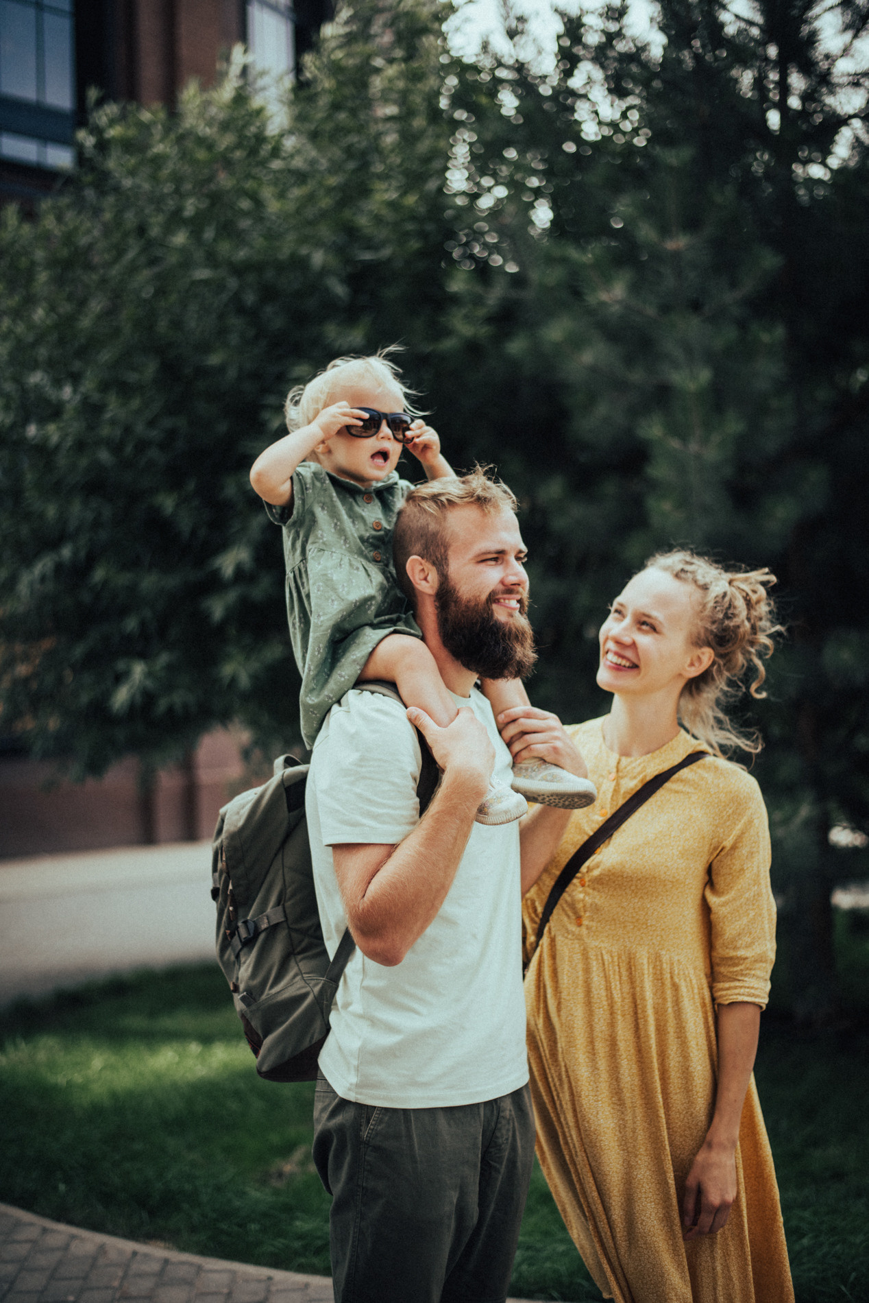 Босиком по мостовой | в городе