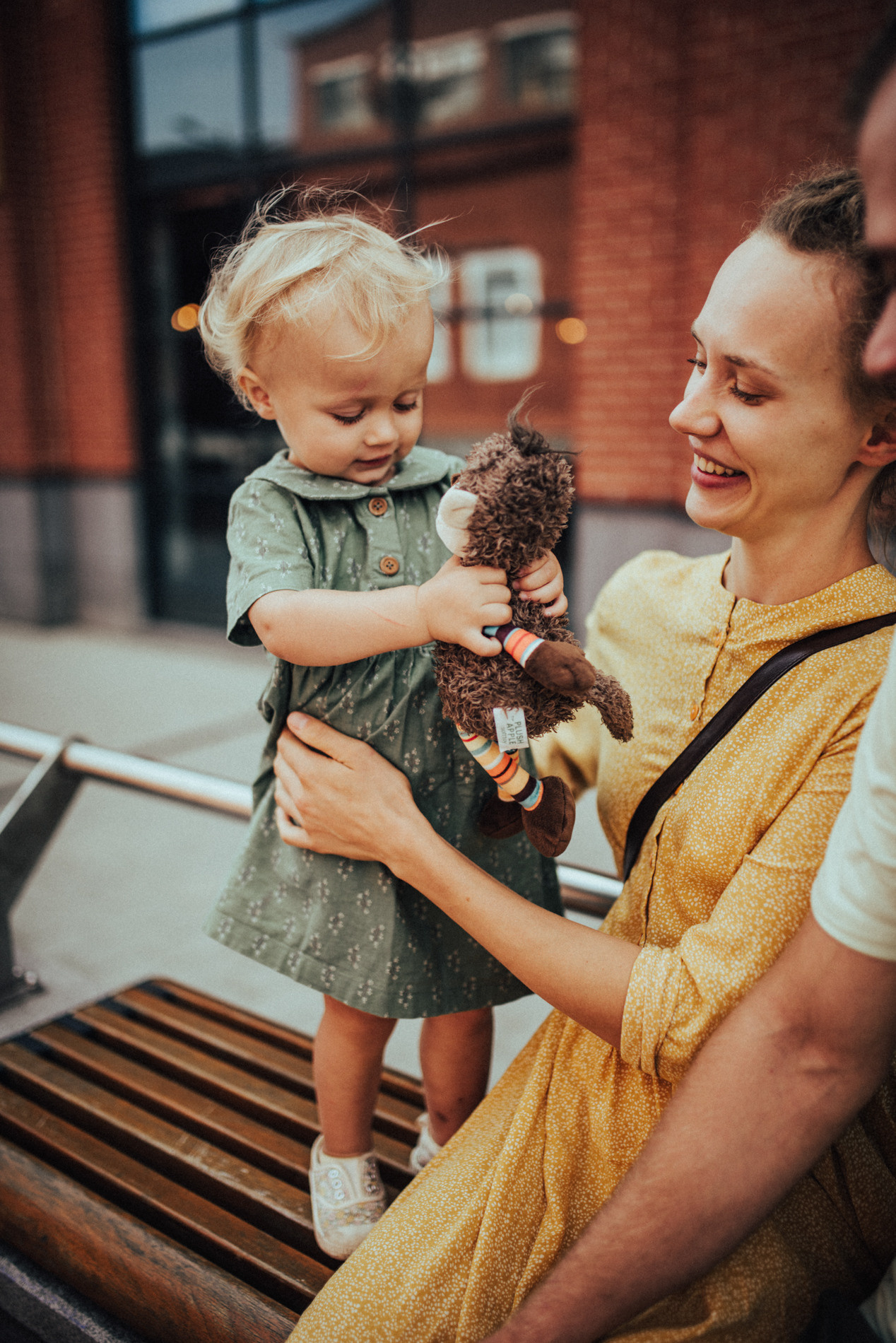Босиком по мостовой | в городе