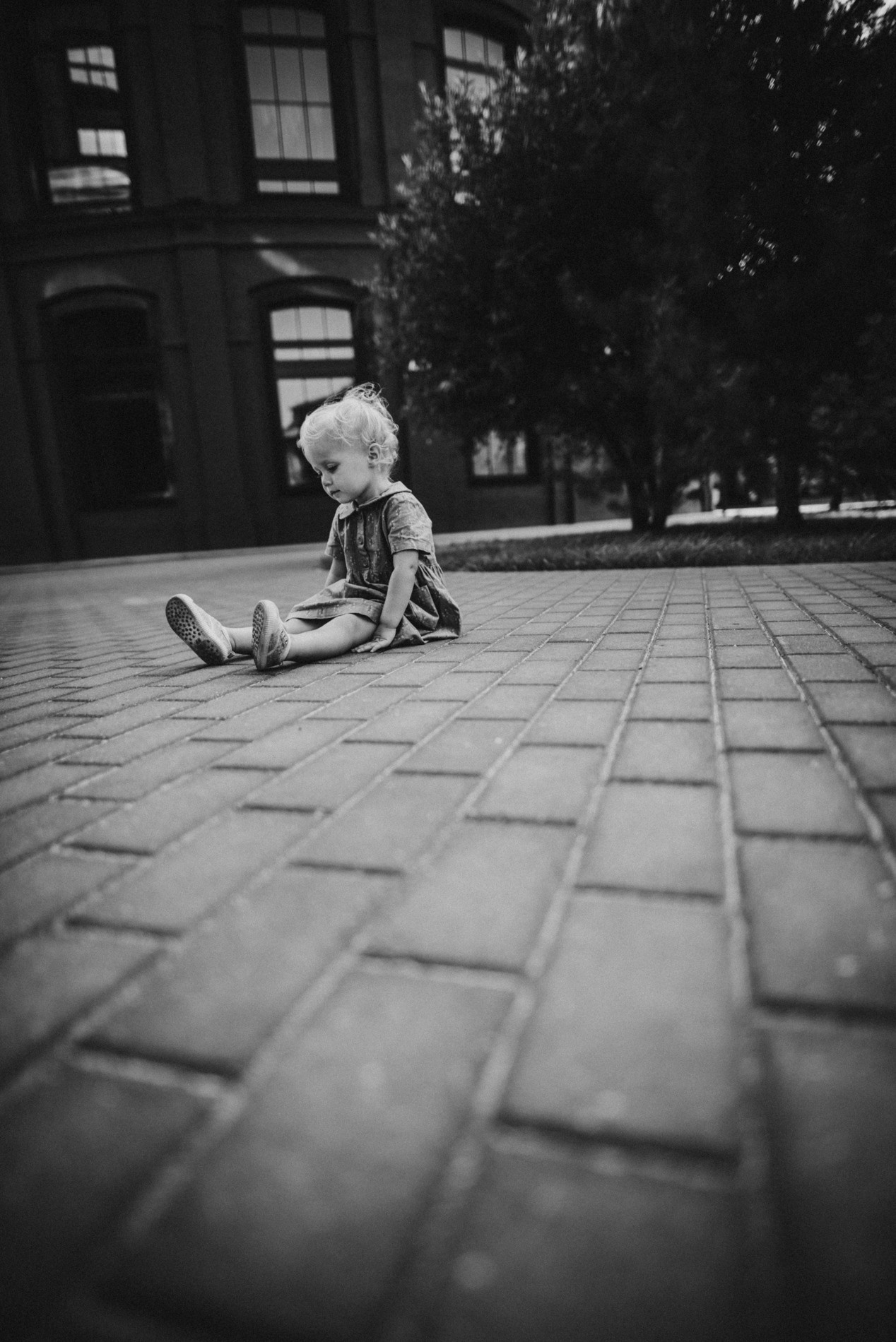 Босиком по мостовой | в городе