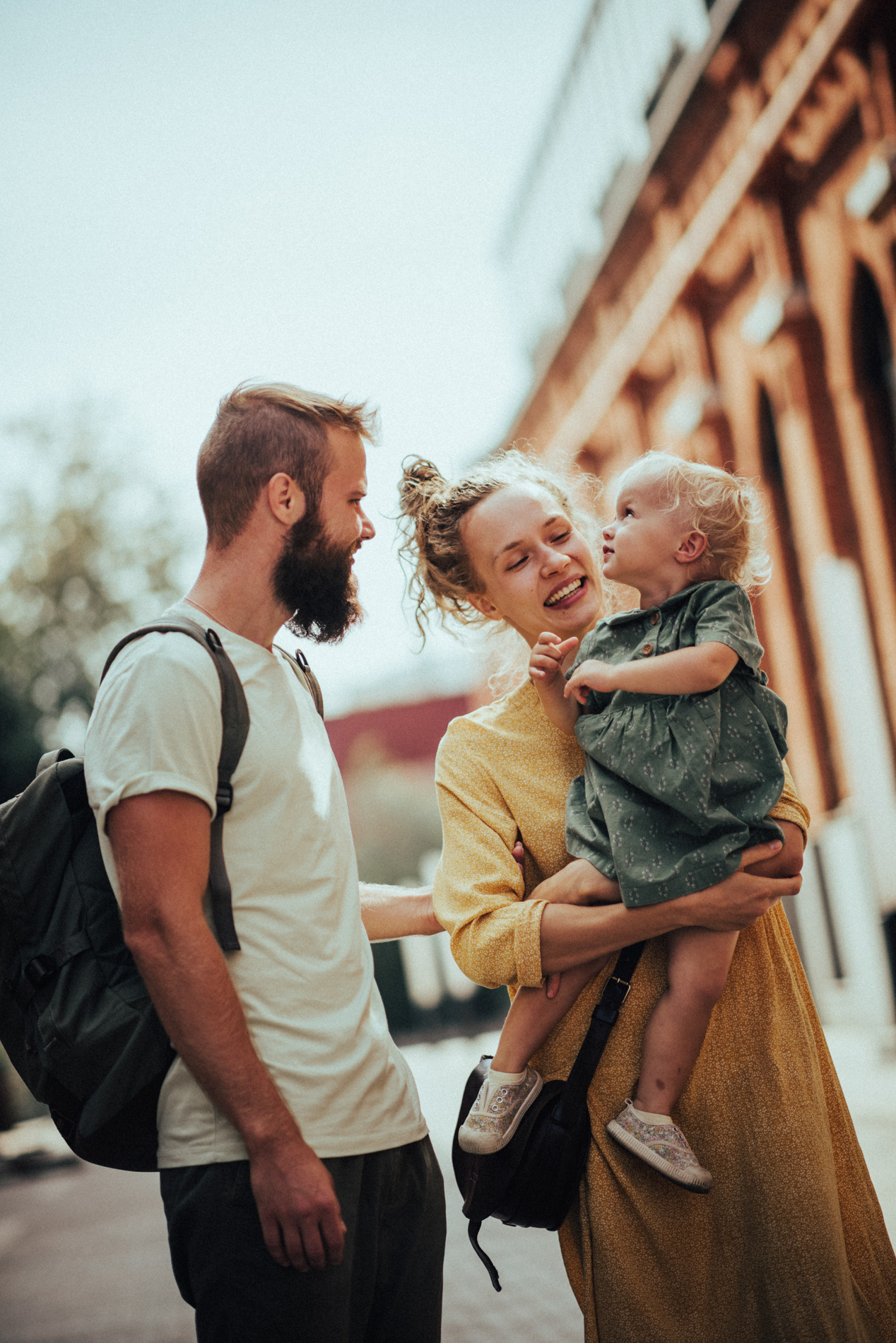 Босиком по мостовой | в городе
