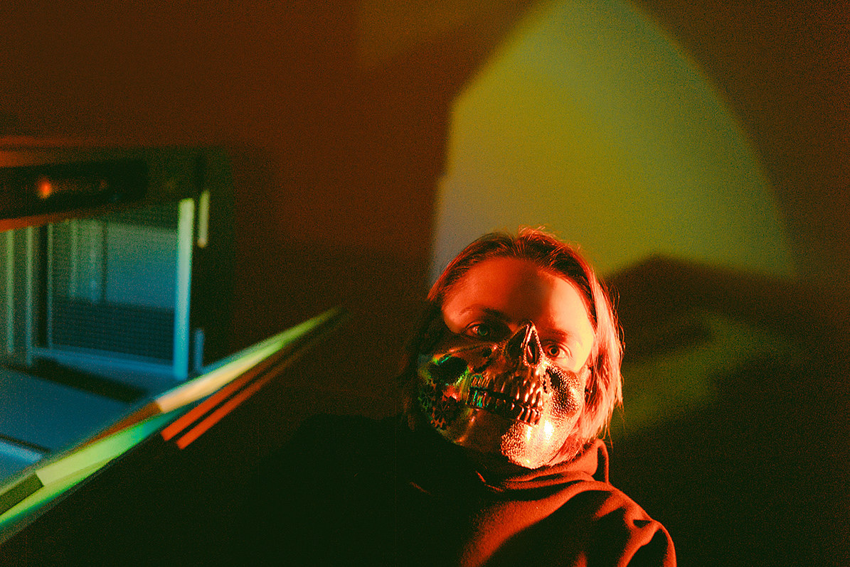 NEVER fALL. Фотограф Cyberkyrie