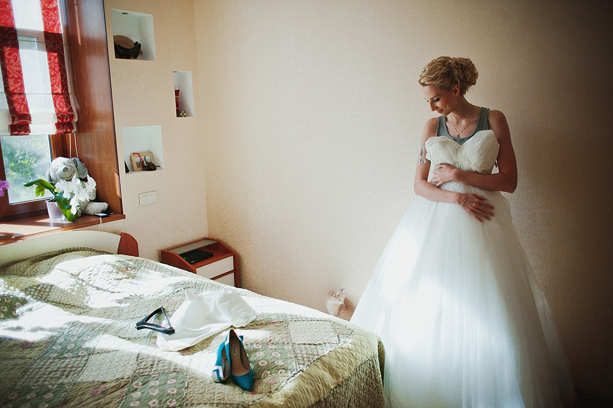 Свадебная прогулка Алекса и Даши. Фотограф крещение венчание в Петербурге! Помогает подобрать храм и посоветовал душевного батюшку в СПб