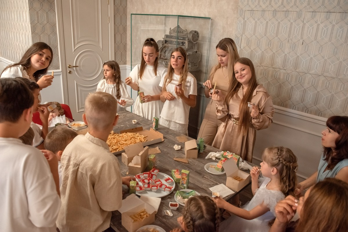 Выпускной HAPPYkids 2023. Семейный и коммерческий фотограф в Сочи Александр Бодунов