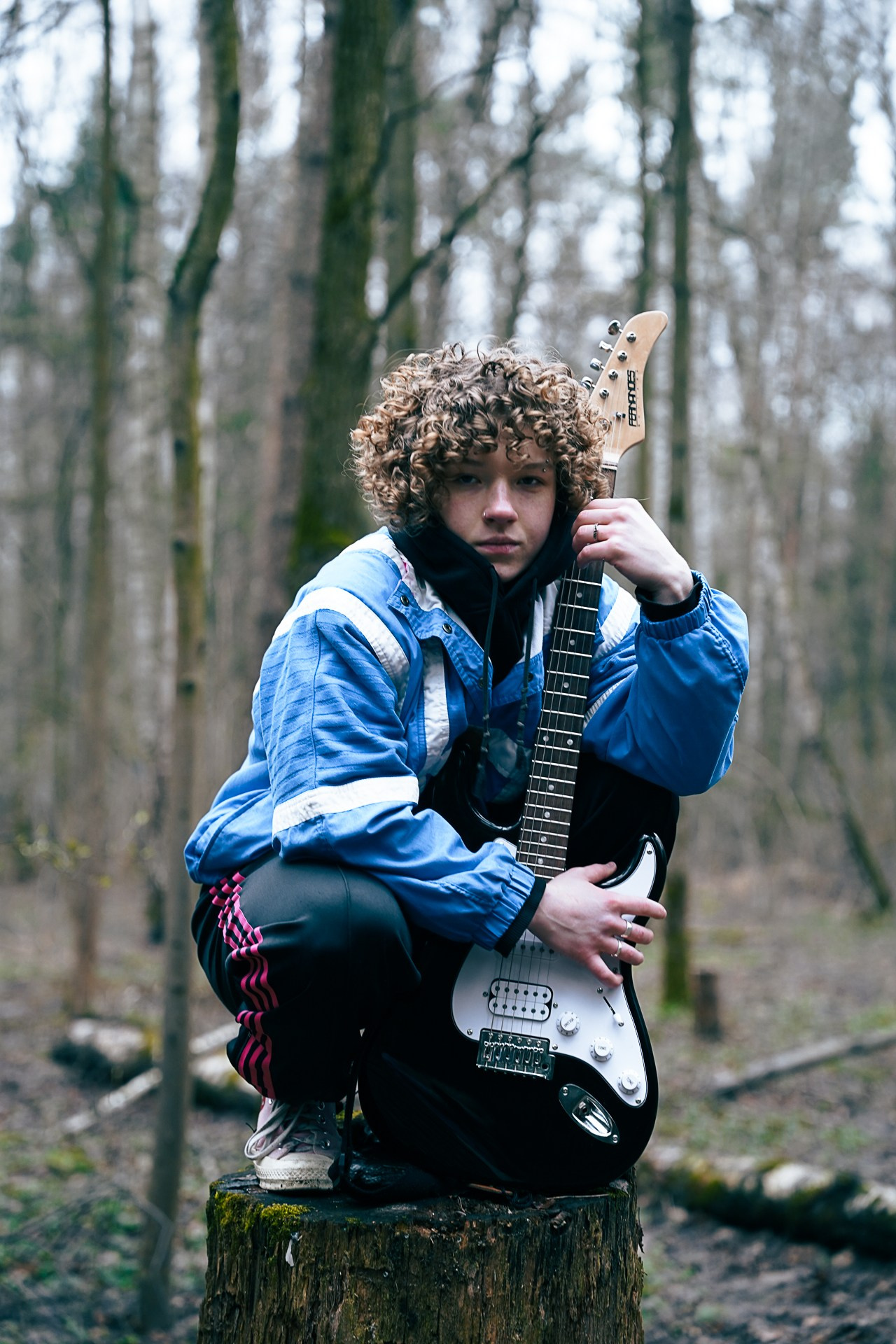 В кадре: Разбитая ваза. Объективно. Показываю жизнь через свои кадры