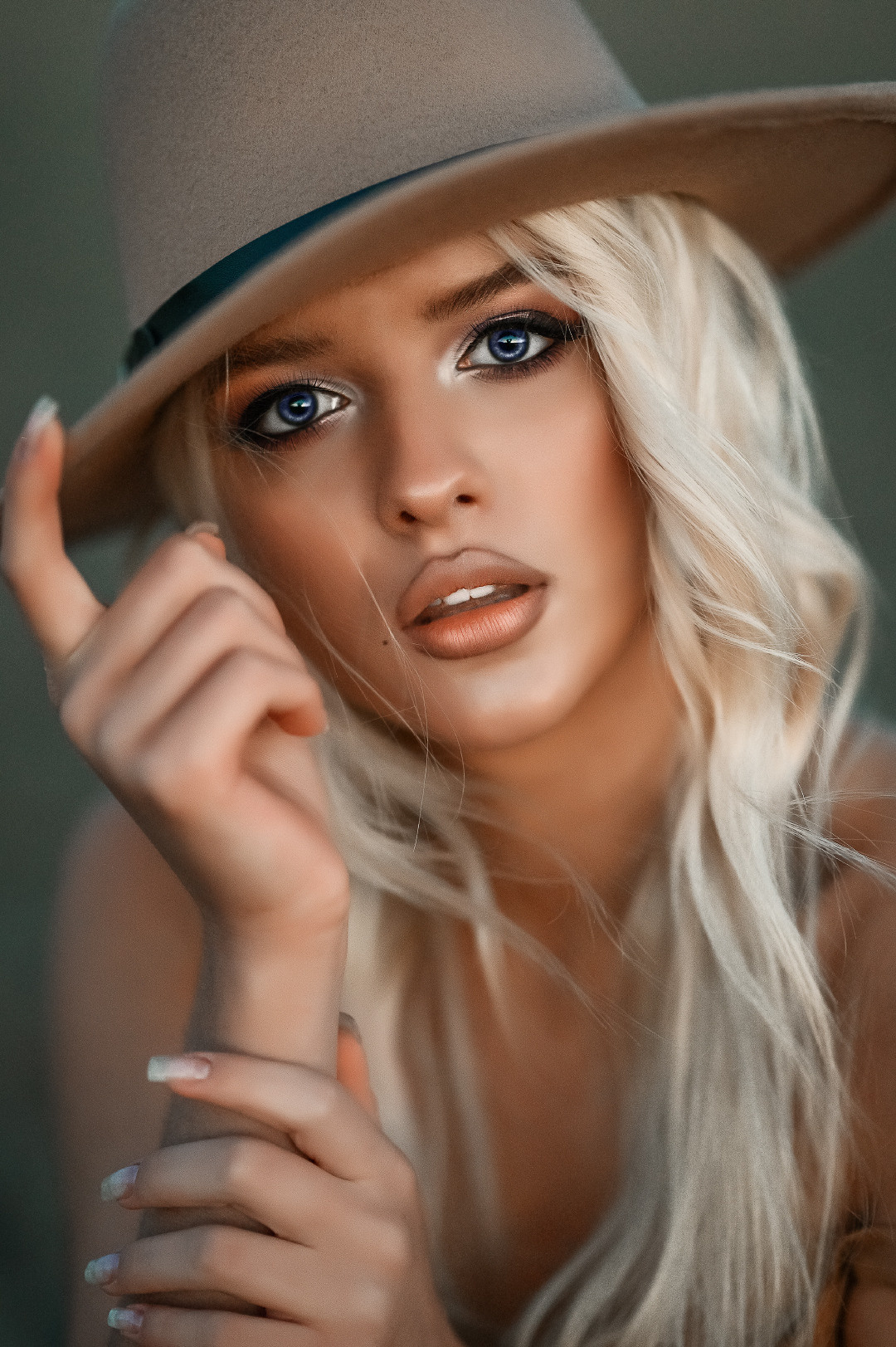 ПРАЙС ФОТОСЕССИИ. ОБУЧЕНИЕ ХУДОЖЕСТВЕННОЙ РЕТУШИ ФОТОГРАФИЙ. ФОТОГРАФ КАРАГАНДА