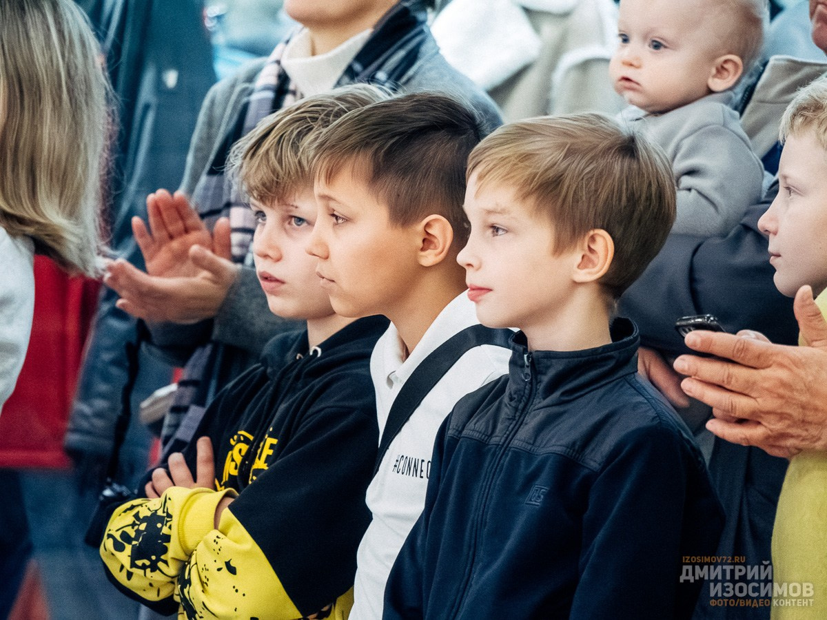 Открытие фотовыставки «Папа в кадре»