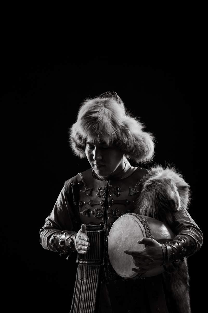 Творческая. BWstudio — фотостудия черно-белой фотографии Алматы. Фотограф Алматы. Фотостудия Алматы