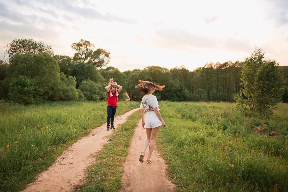 АНЯ+САША=ВАСИЛИСА. Семейный фотограф новорождённых в Серпухове Юлия Новикова +79637785957