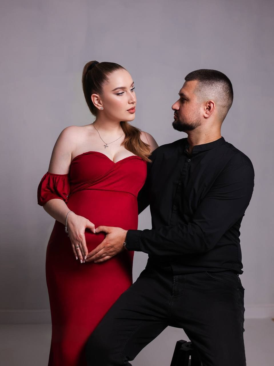 Фотосессия в красном стиле. Фотограф ANNA GEREIHAN