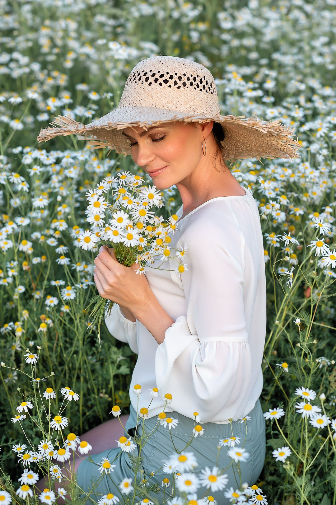 Фотосессия в ромашках. Фотосессии в Москве, женский и семейный фотограф Юлия Михайленко