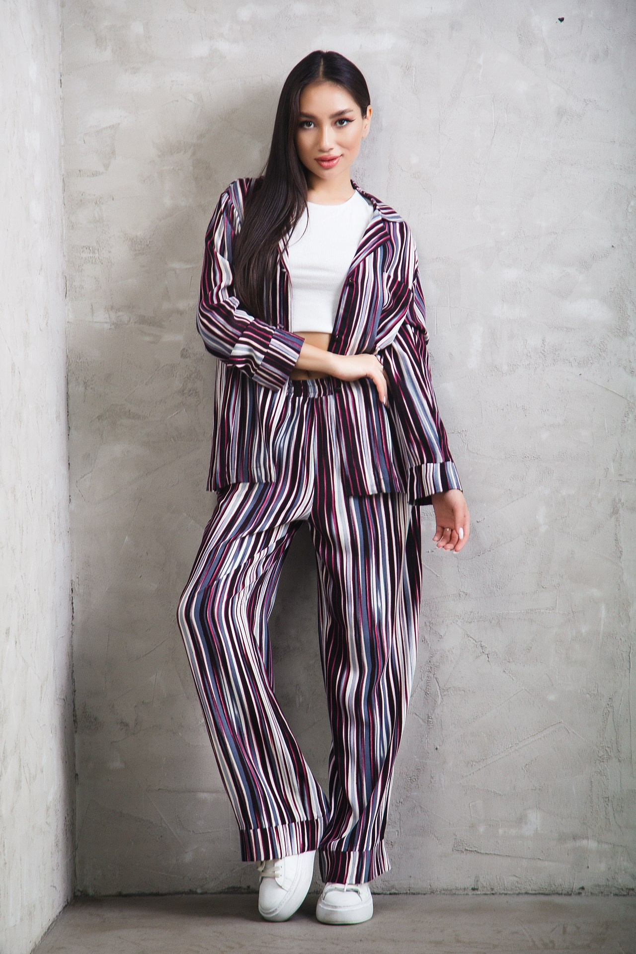 Реклама женской одежды. Натан Супервайзер по Продакшену