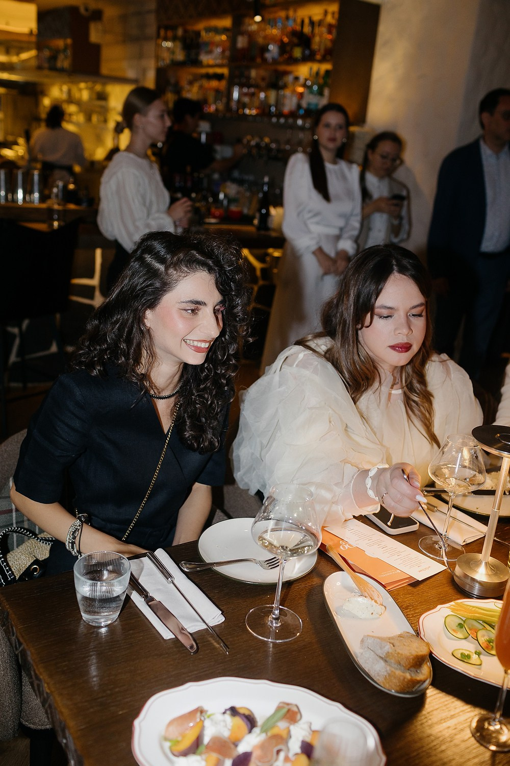 Ужин в CoCo Chalet. RetroChic Фото