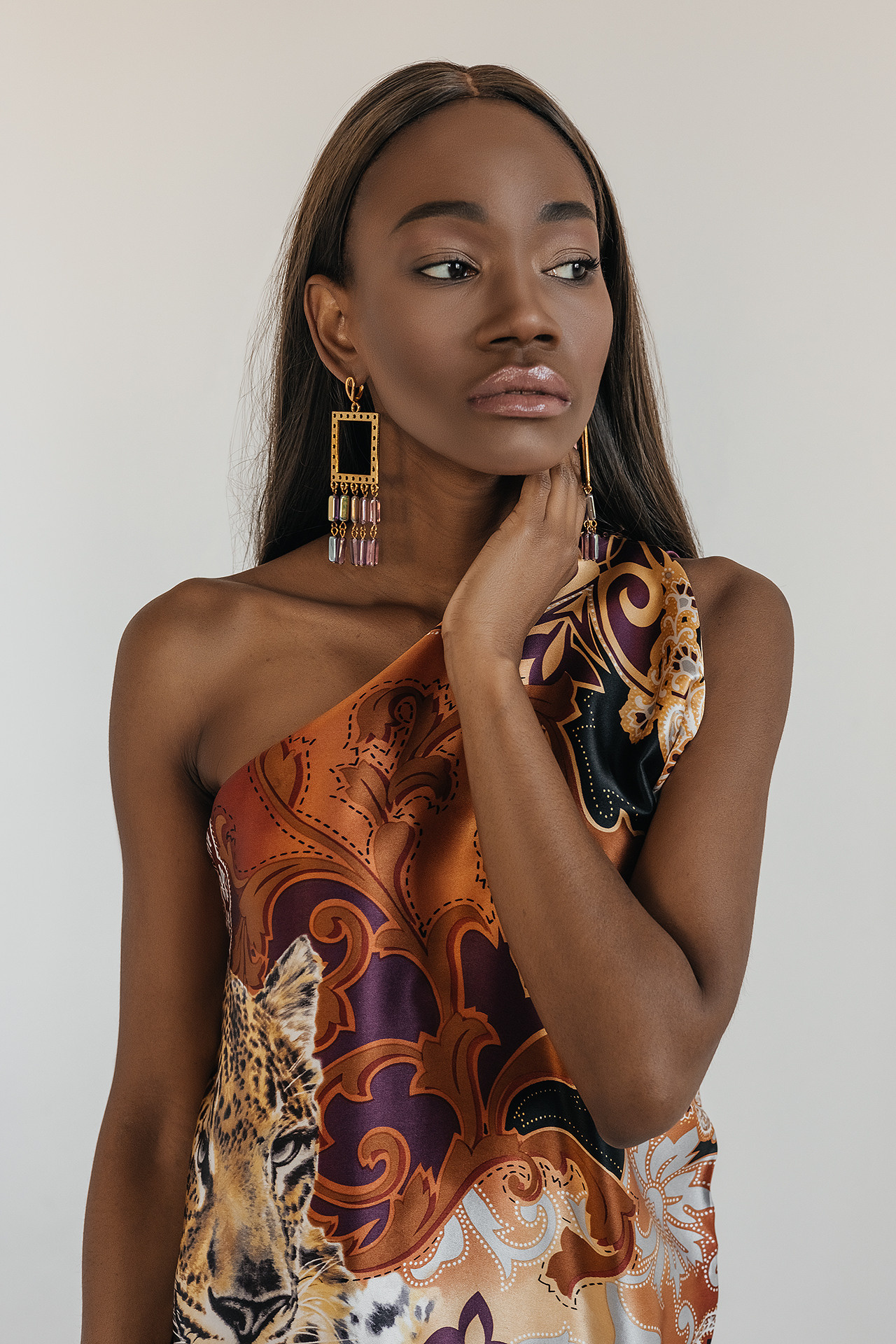 Наоми. Фотограф