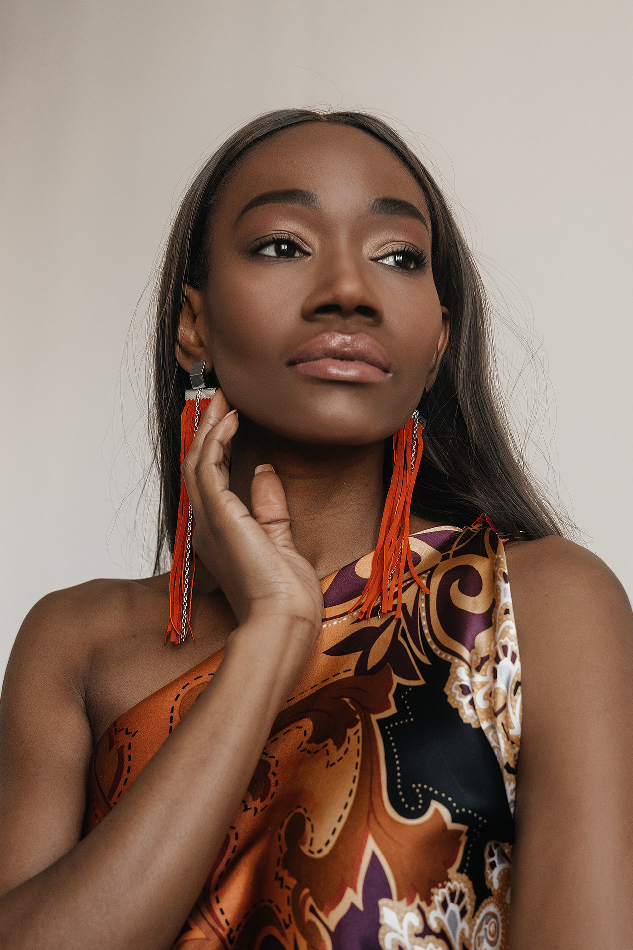 Наоми. Фотограф