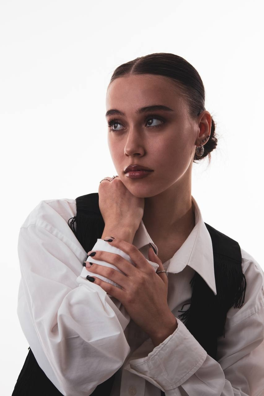 Портретная съемка — Анастасия. Портретный фотограф в Орле. Готовые фото за 3 дня! Помощь в позировании. Советы по организации