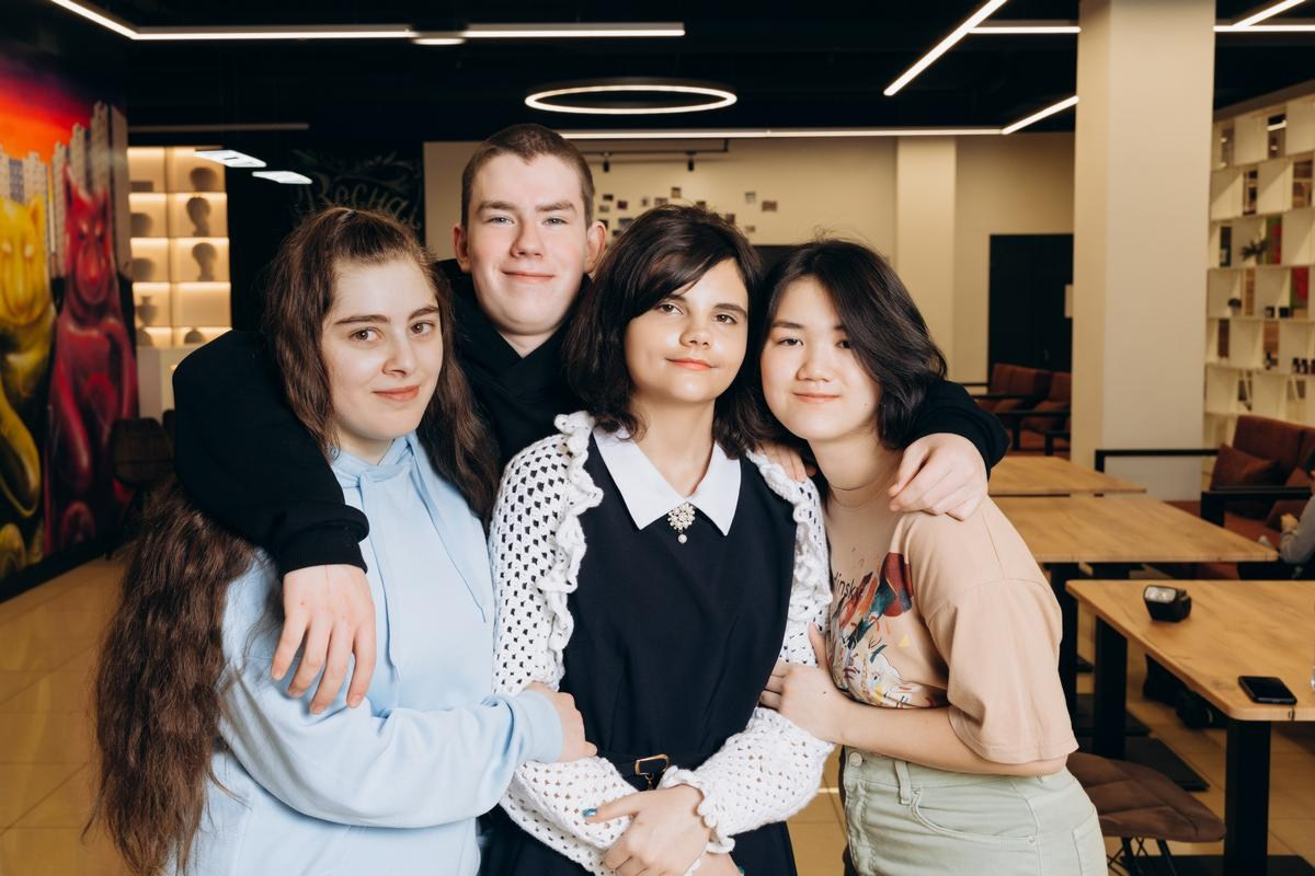 9 класс. КЛАСС | Выпускные альбомы в Нижневартовске