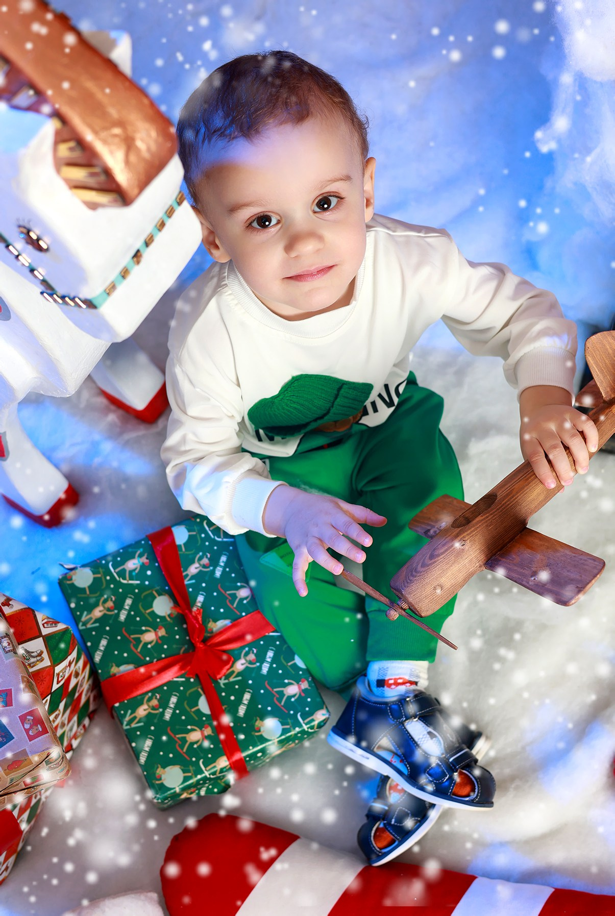 Магазин игрушек. Выпускные альбомы в Иваново в детский сад и школу. Александр и Светлана Янкины