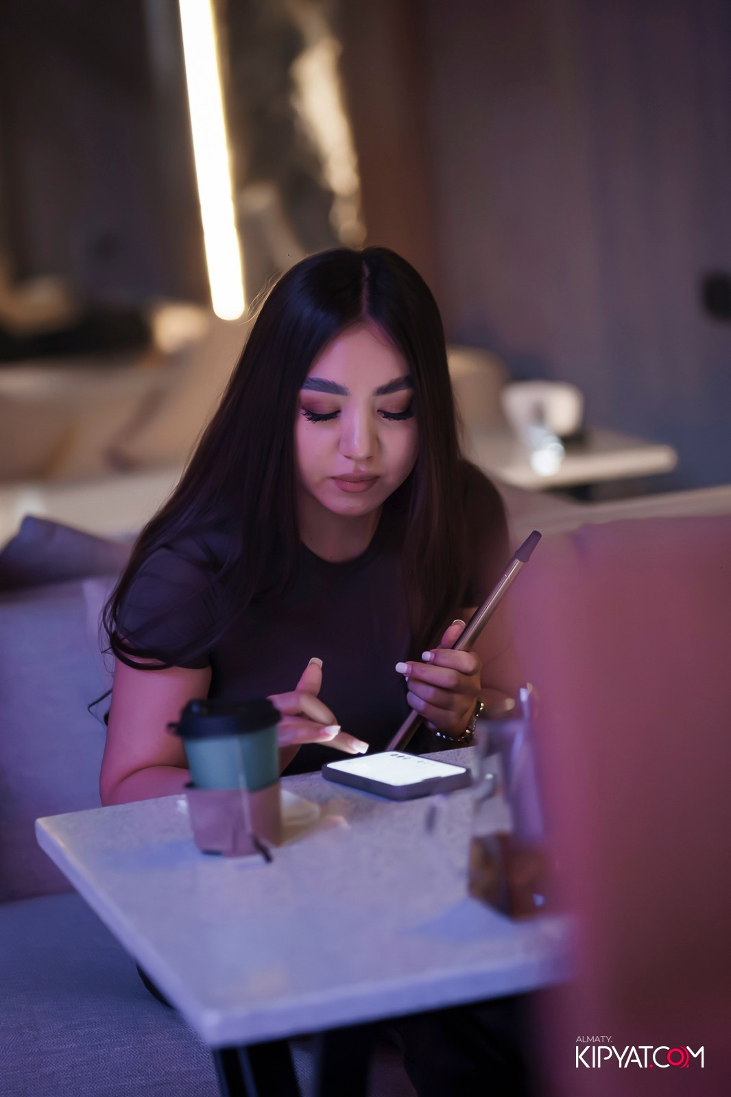 ДЕНЬ ФИНАНСИСТА В SHISHA RESTOBAR. КИПЯТКОМ АЛМАТЫ!