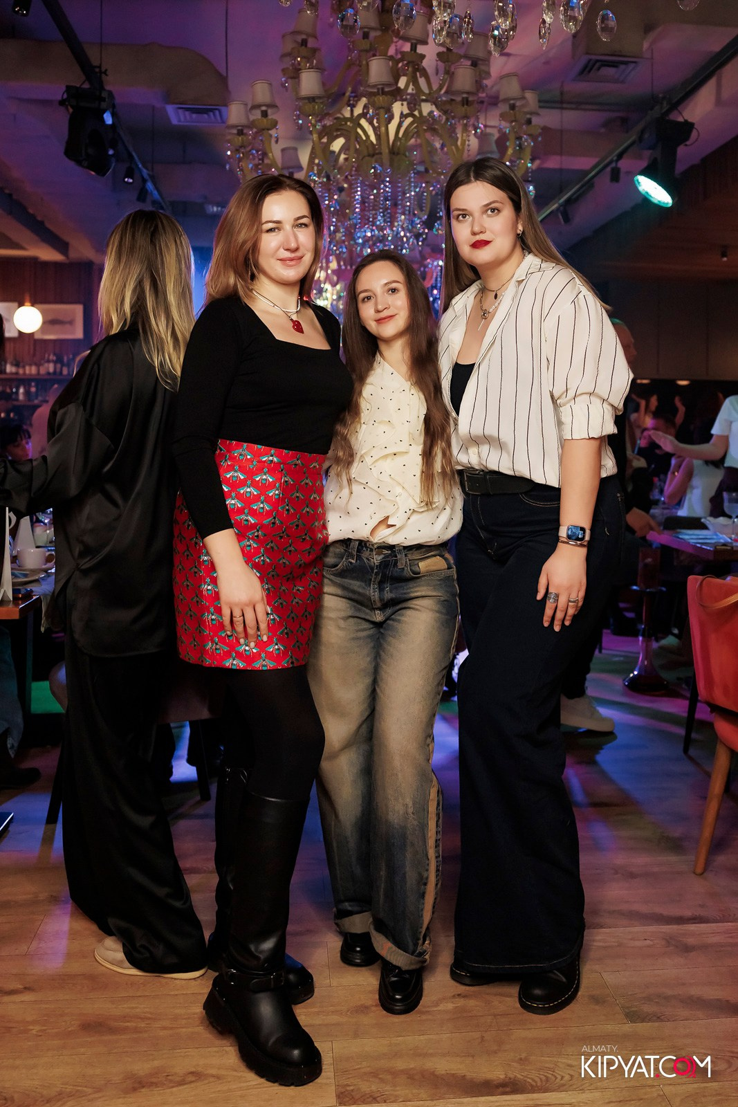 МУЗЫКАЛЬНОЕ ЛОТО В CAVIAR. КИПЯТКОМ АЛМАТЫ! Фотосъемка мероприятий в Алматы