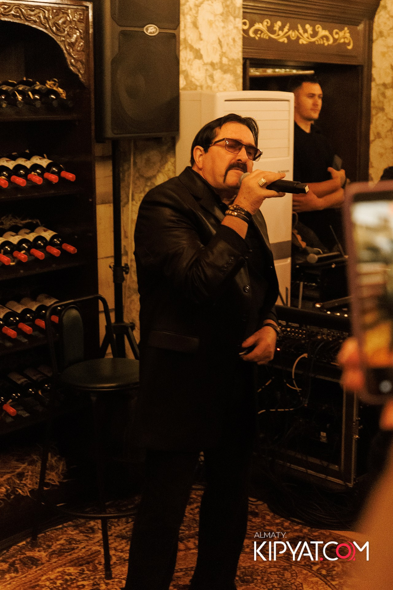 РЕСТОРАН «МАРЬИНА РОЩА». КИПЯТКОМ АЛМАТЫ!