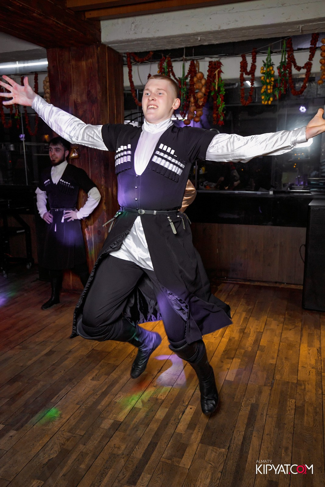 ВАХТАНГУРИ. КИПЯТКОМ АЛМАТЫ!